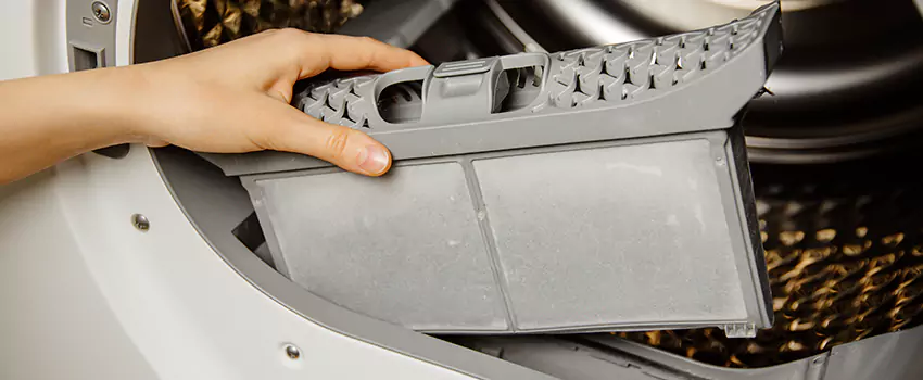 Signs Of A Clogged Dryer Lint Trap in Santa Fe Springs, California